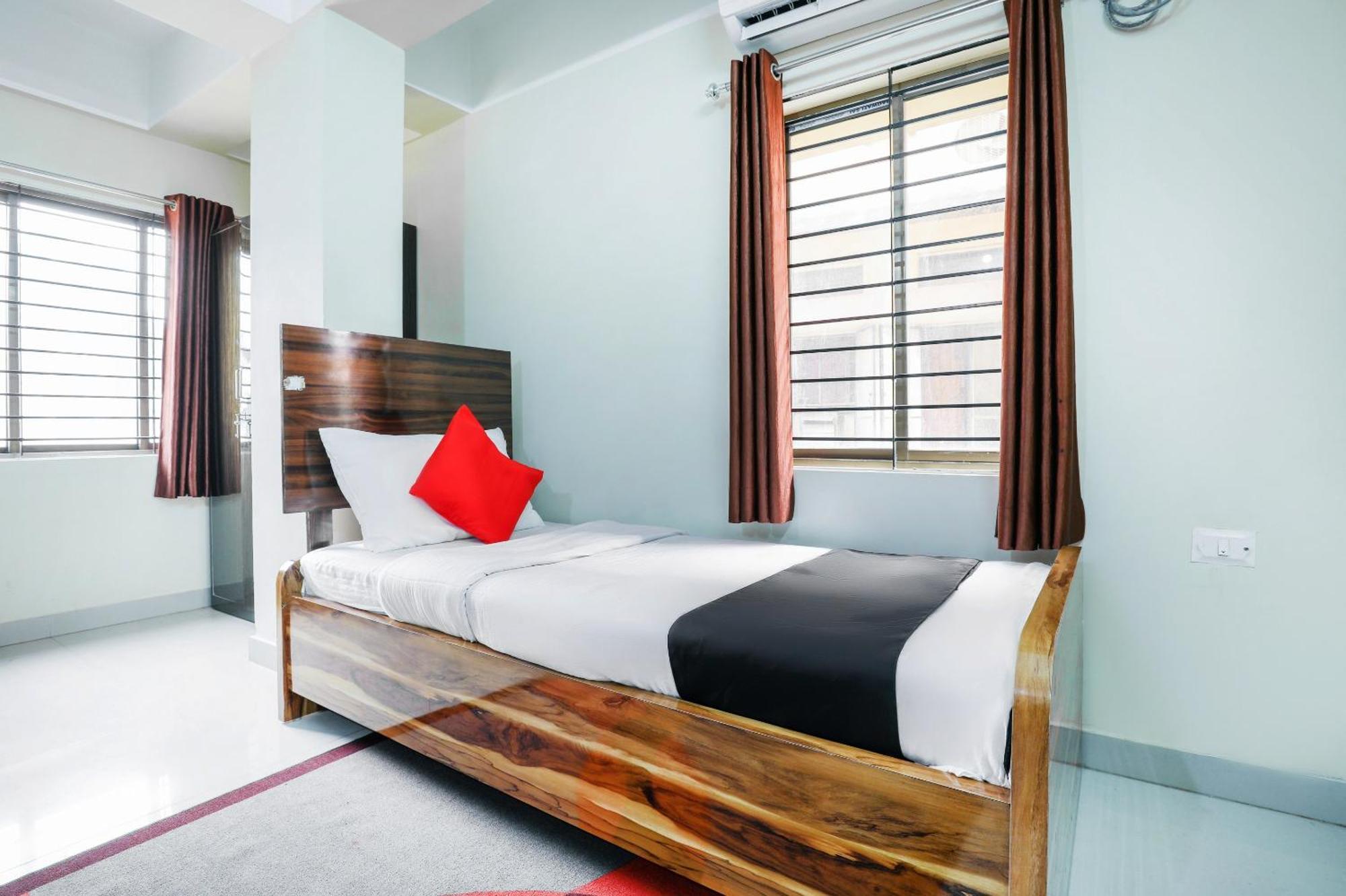 Hotel O Central Inn Dispur Zewnętrze zdjęcie